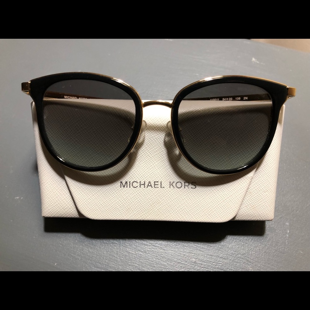 Michael Kors Sunglasses - Picture 6 of 6